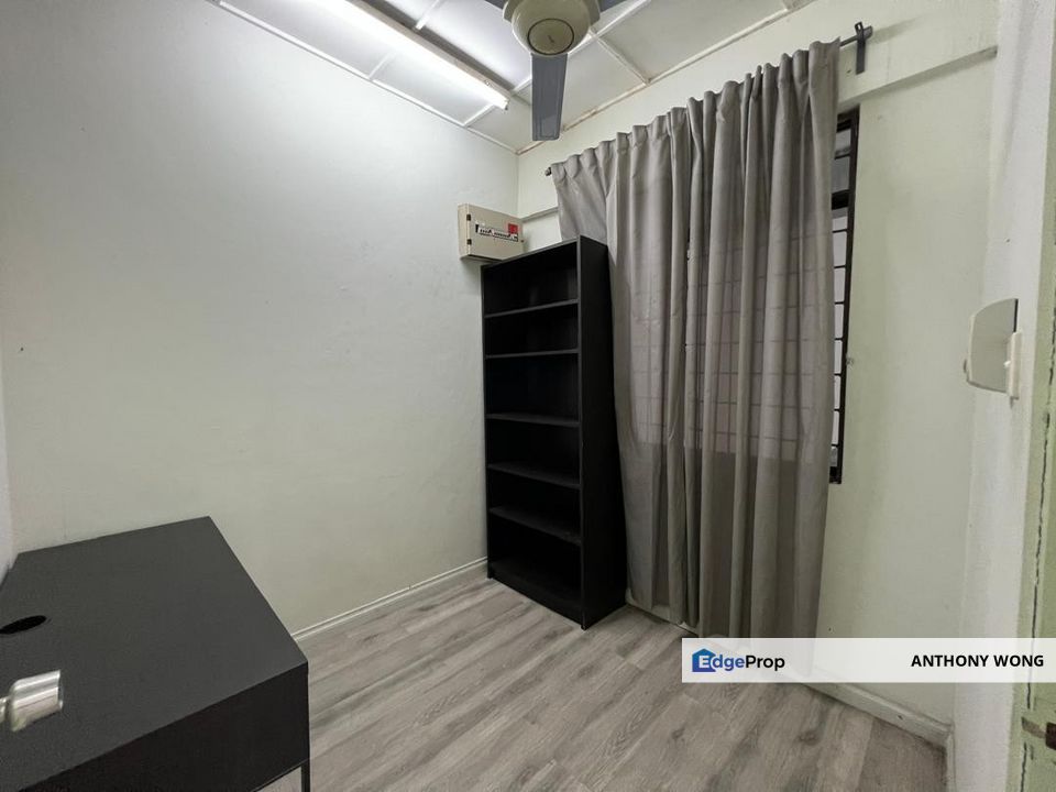 Indah court apartment Likas Level 4, Sabah, Likas