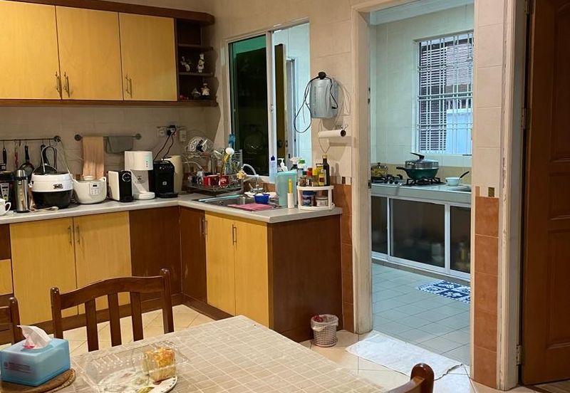 Taman  Luyang single storey Semi Detached