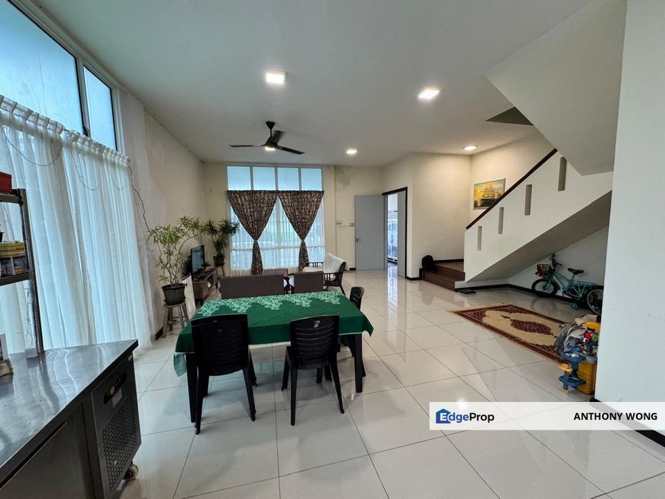 Taman Pertama Semi Detached Penampang Mahandoi, Sabah, Penampang