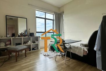 Peak Vista Fully Furnish Facing Likas Bay