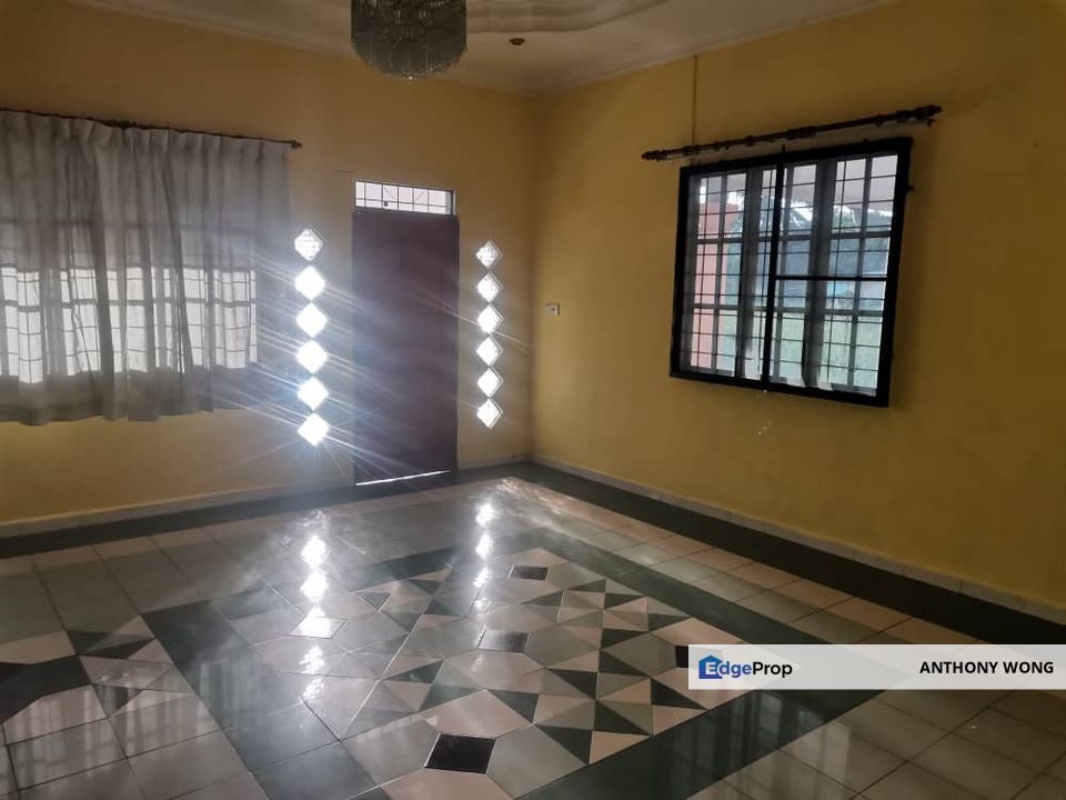 Single Storey Bungalow NT Land , Sabah, Pulatan