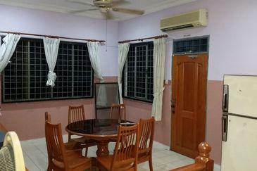 Single Storey Bungalow NT Land 
