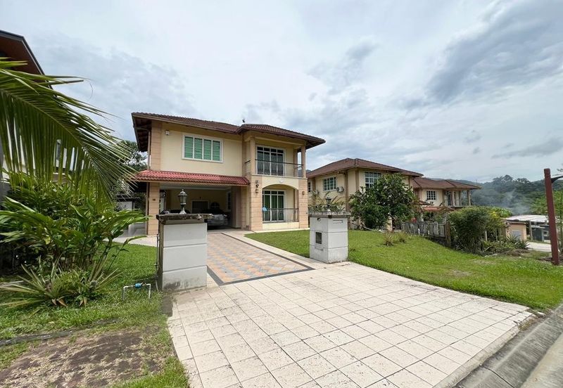 Kiansom Country Height