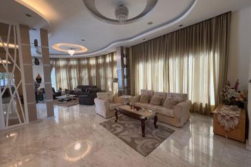 Kampung Likas Mansion 