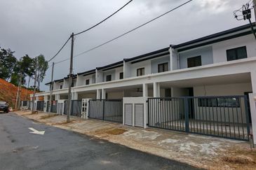 Rimba Hill Penampang- Kinarut Double Storey
