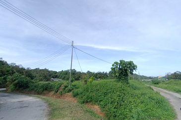 Pulutan menggatal Residential land for sale