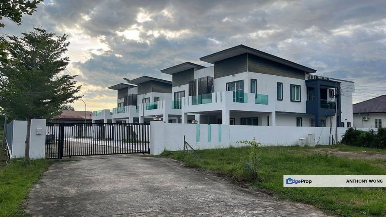 Taman Nambazan Semi Detached Doubel Storey Tanaki, Donggongon Penampang, Sabah, Penampang