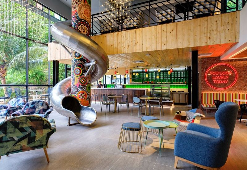 Hotel in Bandaran berjaya kota kinabalu for sale