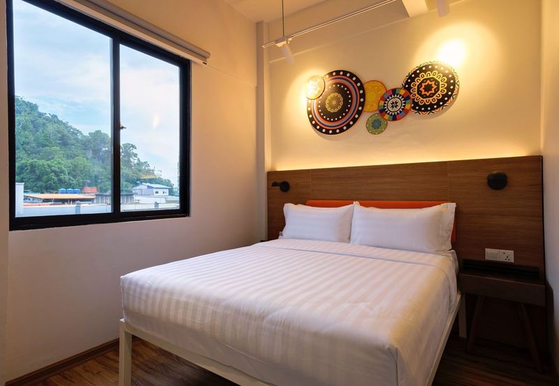 Hotel in Bandaran berjaya kota kinabalu for sale