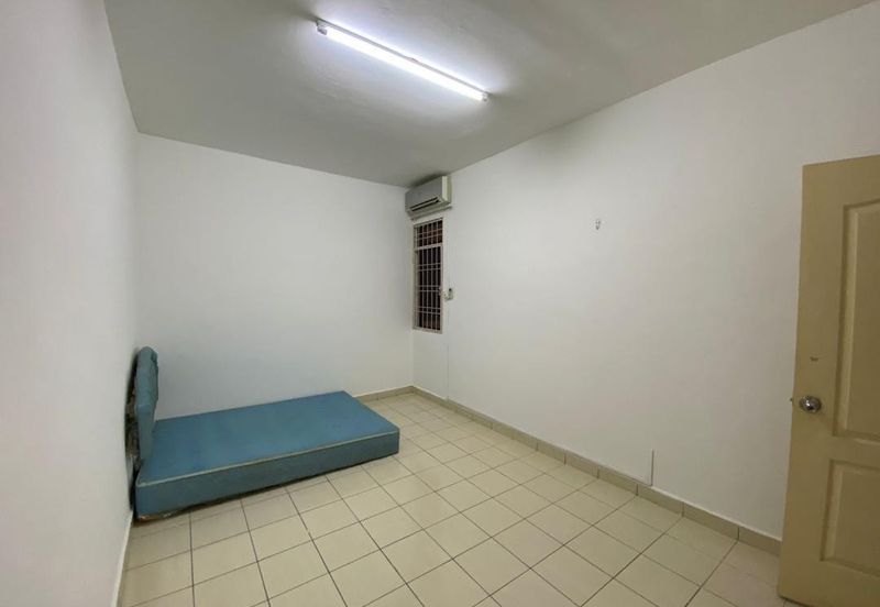 Taman Penampang Apartment Block D for sale