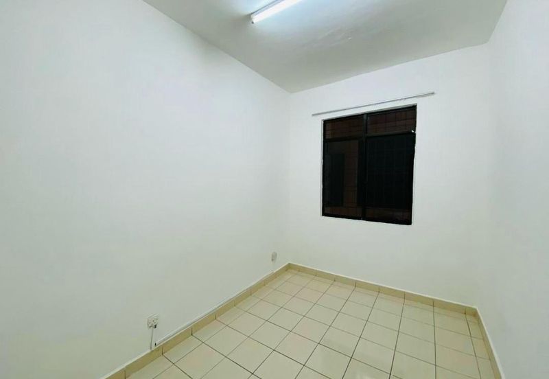 Taman Penampang Apartment Block D for sale