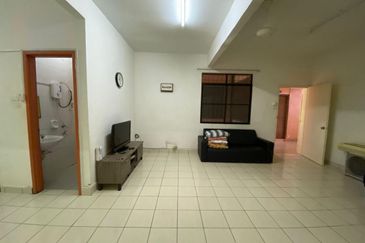 Taman Penampang Apartment Block D for sale