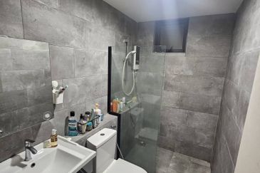 Maya condo Block C Likas