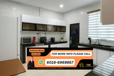 TAMAN PERTAMA MAHANDOI