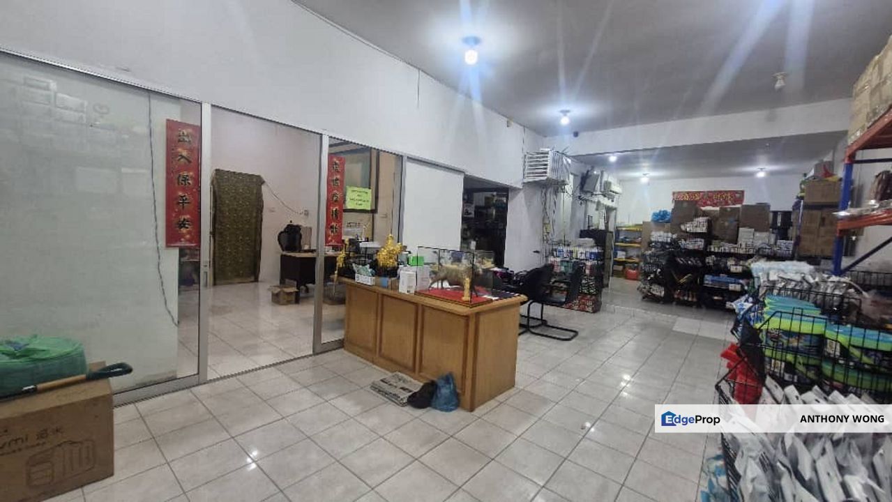 Taman sang kancil Karanungsing Warehouse, Sabah, Kota Kinabalu