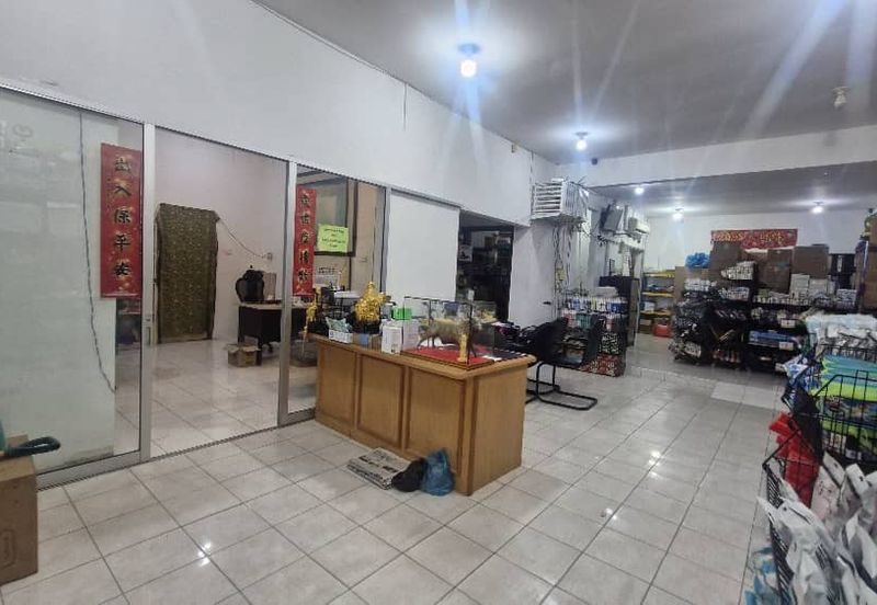 Taman sang kancil Karanungsing Warehouse