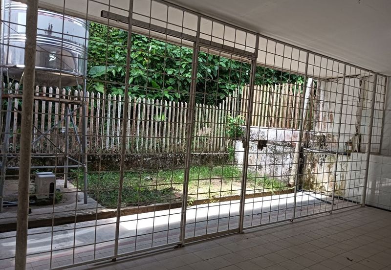 Taman Fantasi Double Storey Likas CL999