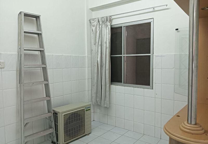 Taman Fantasi Double Storey Likas CL999