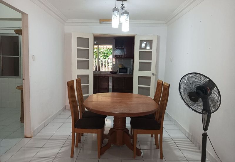 Taman Fantasi Double Storey Likas CL999