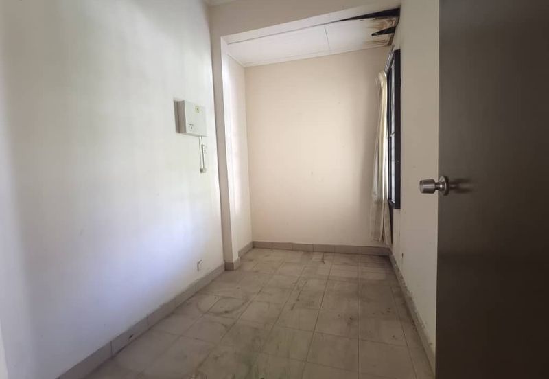 Taman Aman Iramanis Semi Detached CL999