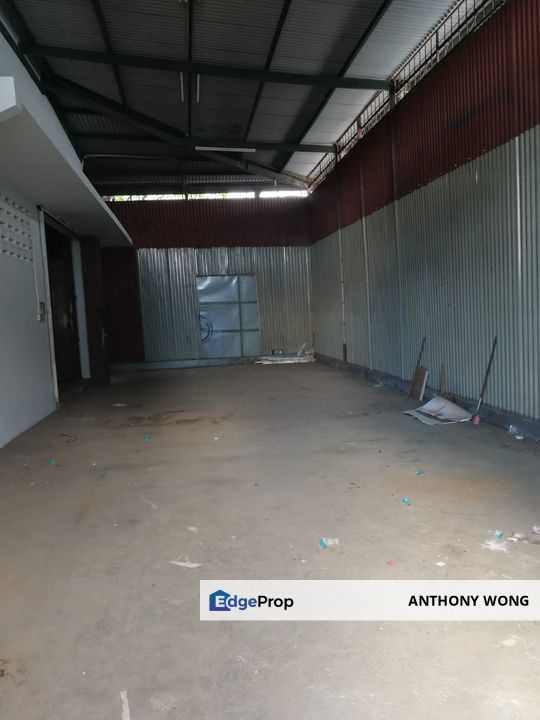 Light industrial warehouse near inanam bas terminal, Sabah, Inanam