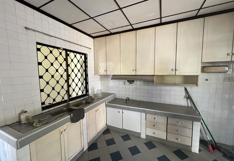 Taman Tuaran Likas Detached house