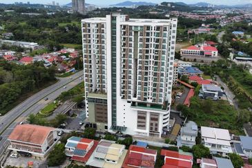 Tropicana Landmark condominium (Corner unit) Bukit Padang