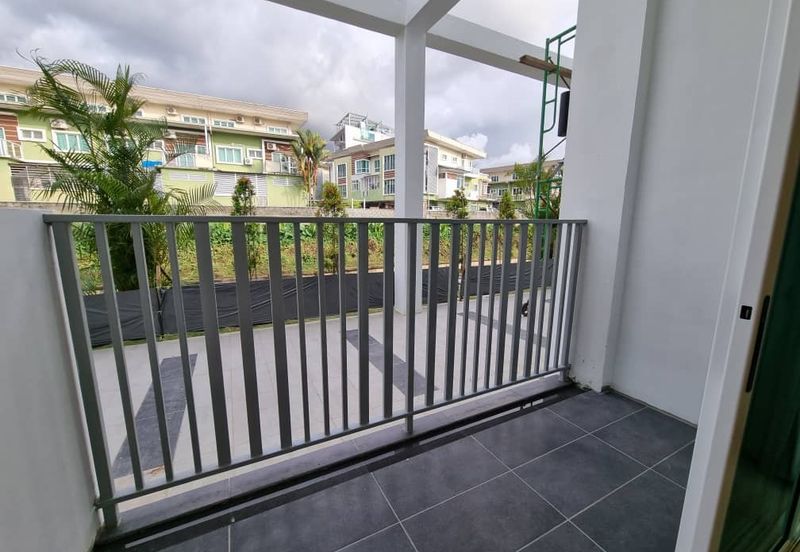 Sky88 Residences Bundusan