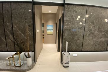 The Logg -  SHOREA EXCEUTIVE SUITES