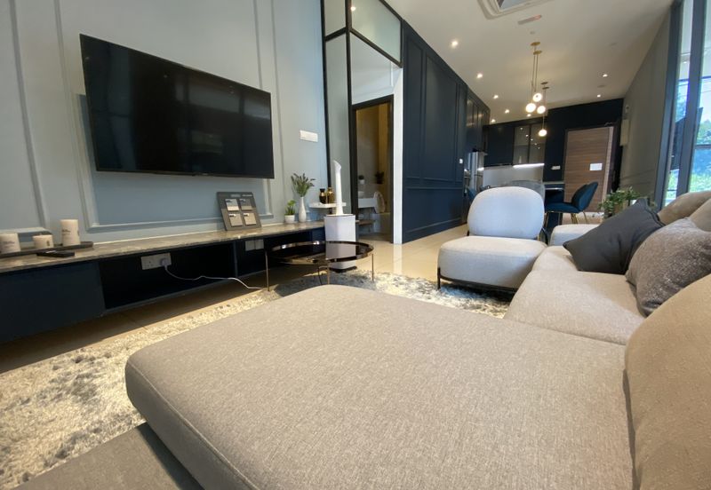 The Logg -  SHOREA EXCEUTIVE SUITES