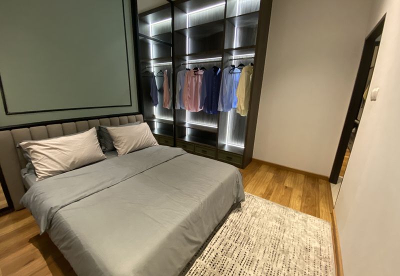 The Logg -  SHOREA EXCEUTIVE SUITES