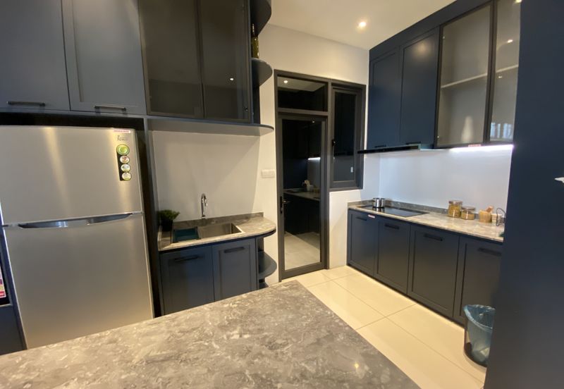 The Logg -  SHOREA EXCEUTIVE SUITES