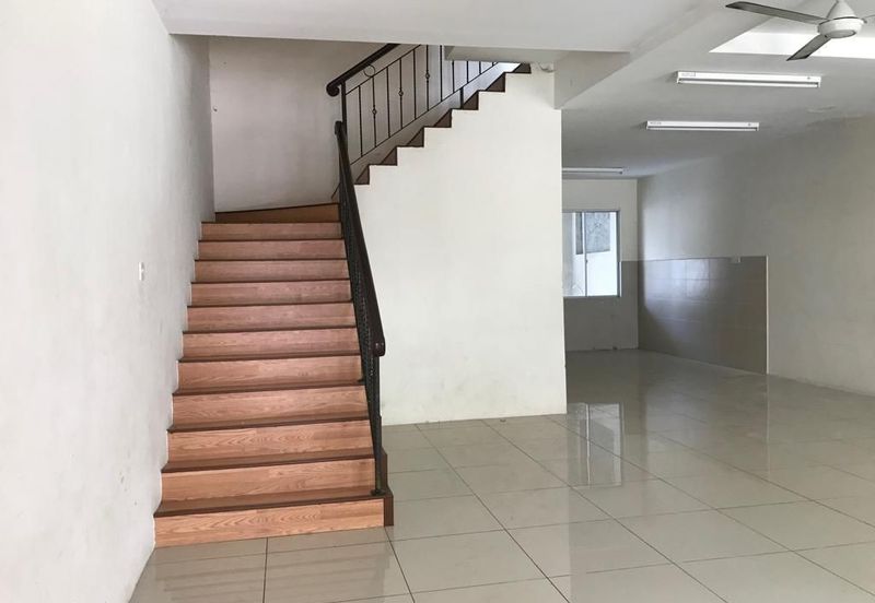 Taman Bukit Hijau Double storey Inanam