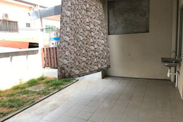 Taman Bukit Hijau Double storey Inanam