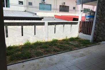 Taman Bukit Hijau Double storey Inanam