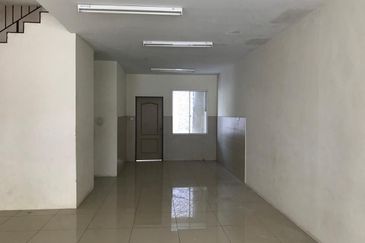 Taman Bukit Hijau Double storey Inanam