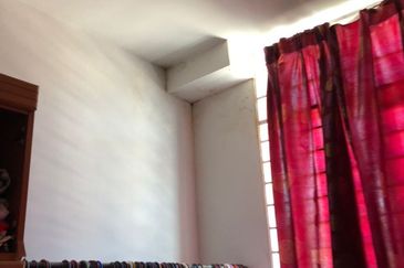 Taman Bukit Hijau Double storey Inanam