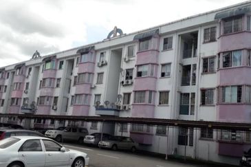 Inanam City Apartment