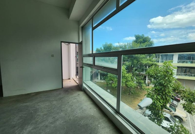 Suria Inanam Shoplot