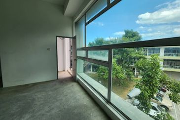 Suria Inanam Shoplot