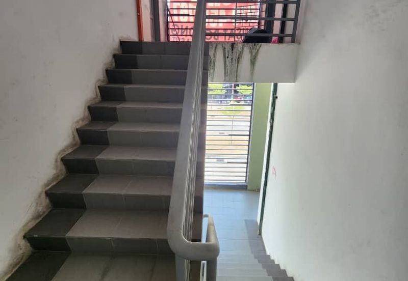 Suria Inanam Shoplot