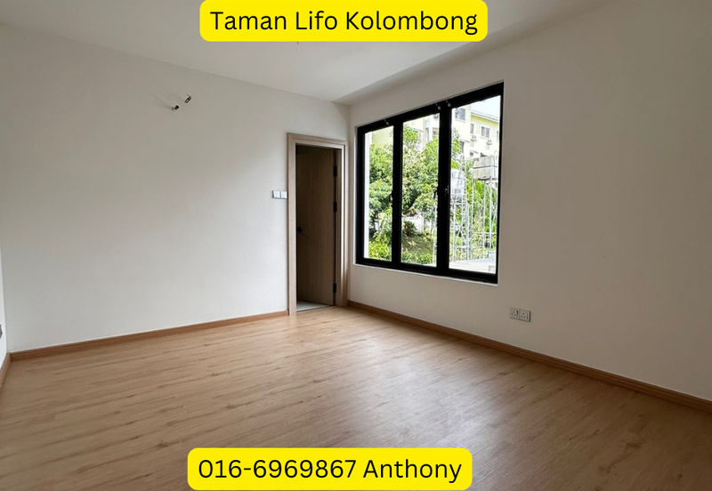 Taman Lifo 3 Storey Semi Detached Double storey Kolombong with private lift- Flood free