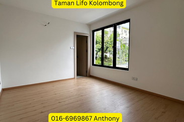 Taman Lifo 3 Storey Semi Detached Double storey Kolombong with private lift- Flood free