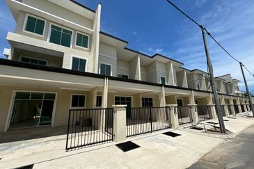 Taman Sinar Baru 2 storey Papar