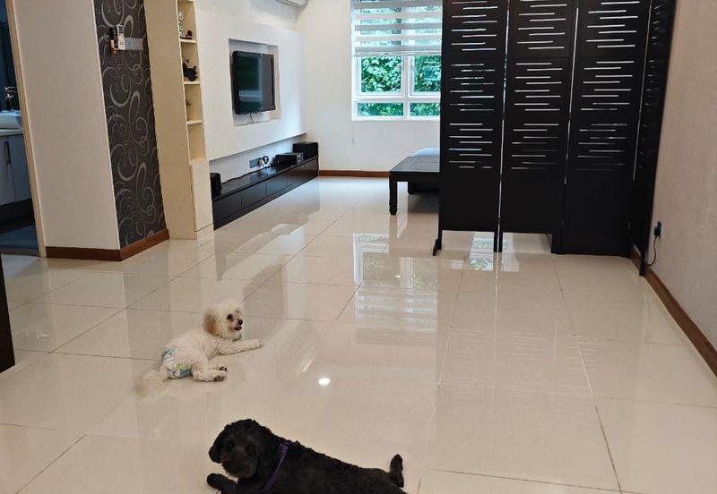 Kristal Condominium 3 bedroom 2 bathroom