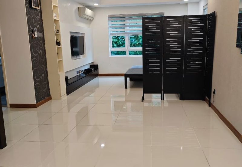 Kristal Condominium 3 bedroom 2 bathroom