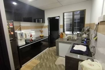 Fairway Mansion condominium @ Bundusan