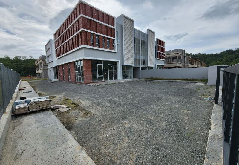 Armani Business Park Warehouse , Sepanggar port 
