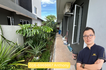 Taman Damaisari Kolombong Corner lot