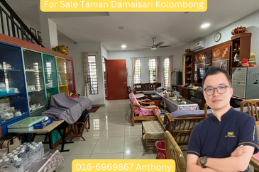 Taman Damaisari Kolombong Corner lot